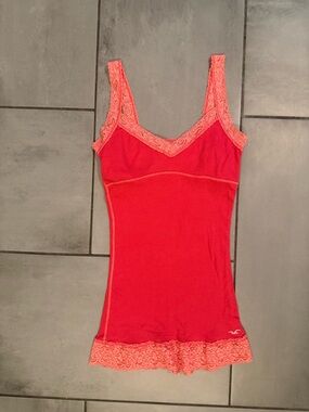Y2K Hollister Pink Ribbed Lace Edge Tank